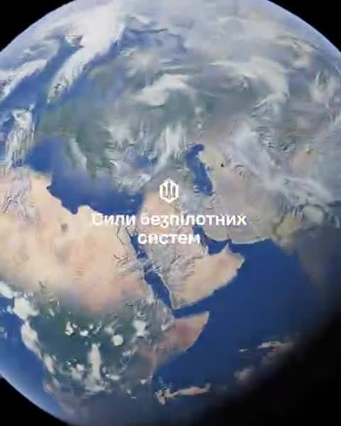 **⚡️Сили безпілотних систем показали кадри ураження сизранського НПЗ у самарській області рф.